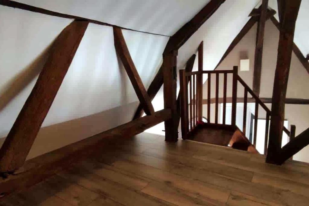 Duplex Atypique Dans La Cite Medievale لووْ المظهر الخارجي الصورة