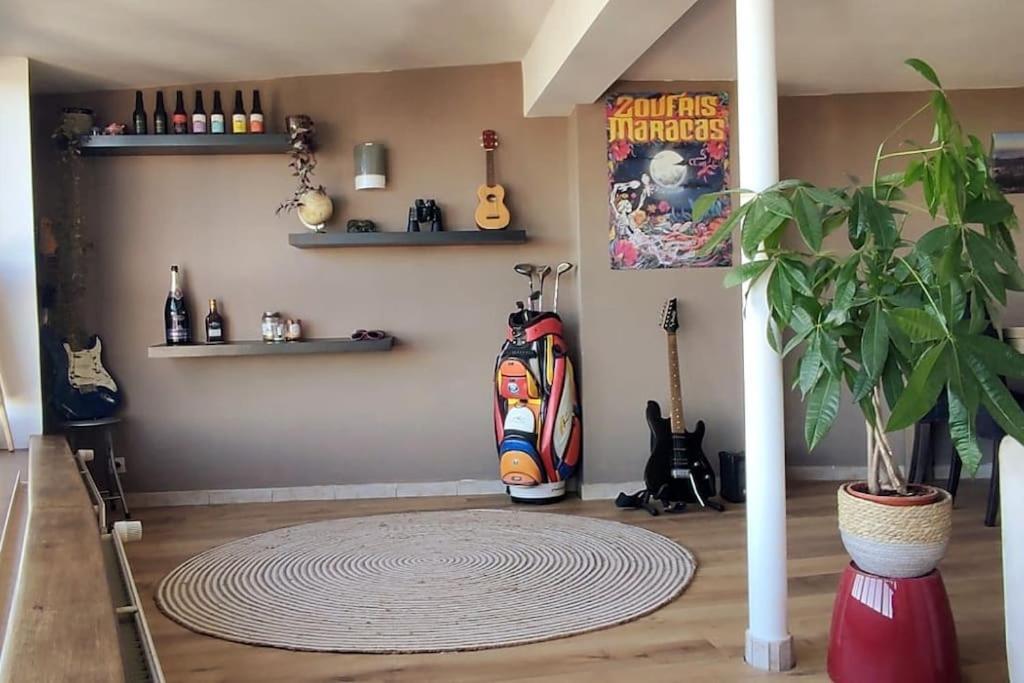 Duplex Atypique Dans La Cite Medievale لووْ المظهر الخارجي الصورة